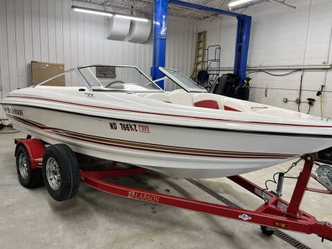 2003 Larson 180 SEI