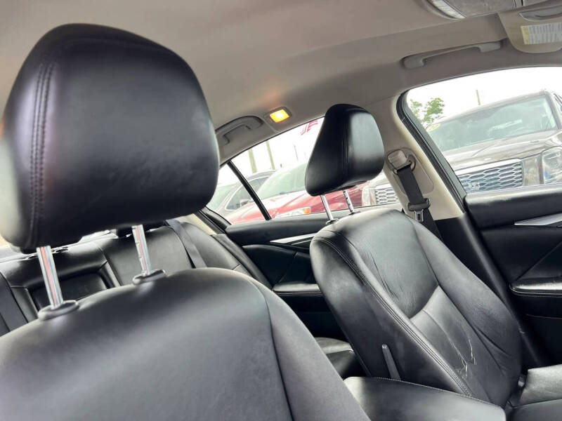 2018 Infiniti Q50 2.0T Luxe
