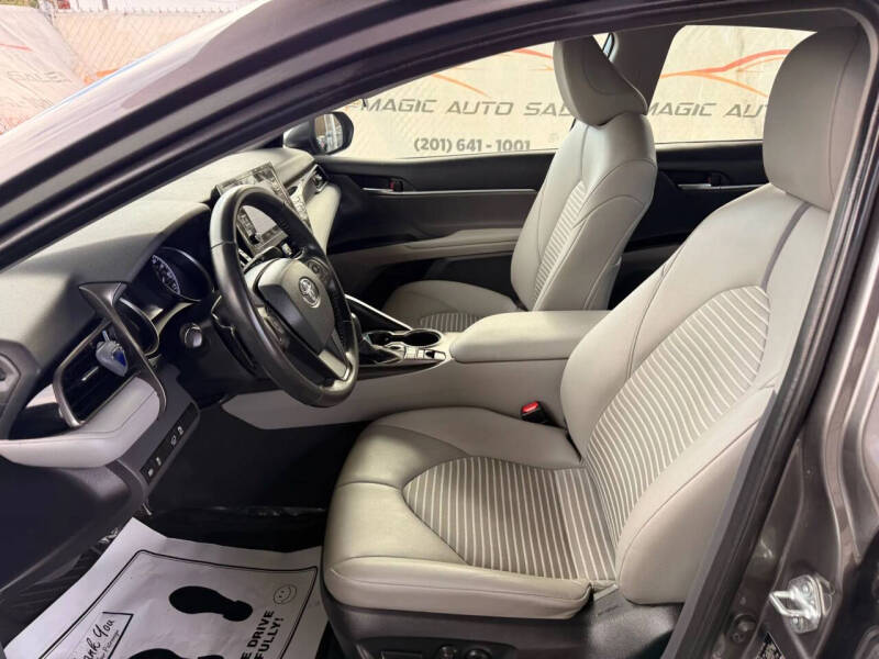 2023 Toyota Camry Hybrid