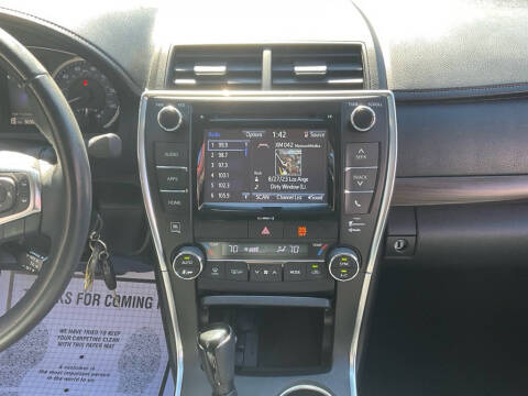 2017 Toyota Camry XLE