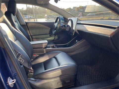 2019 Tesla Model 3 Standard Range Plus