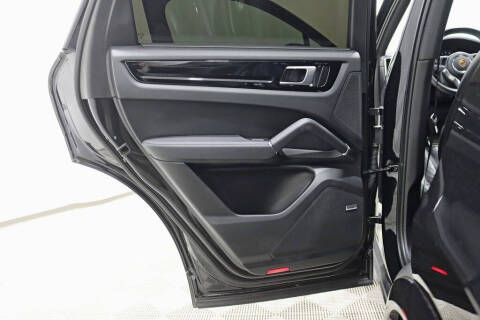 2022 Porsche Cayenne