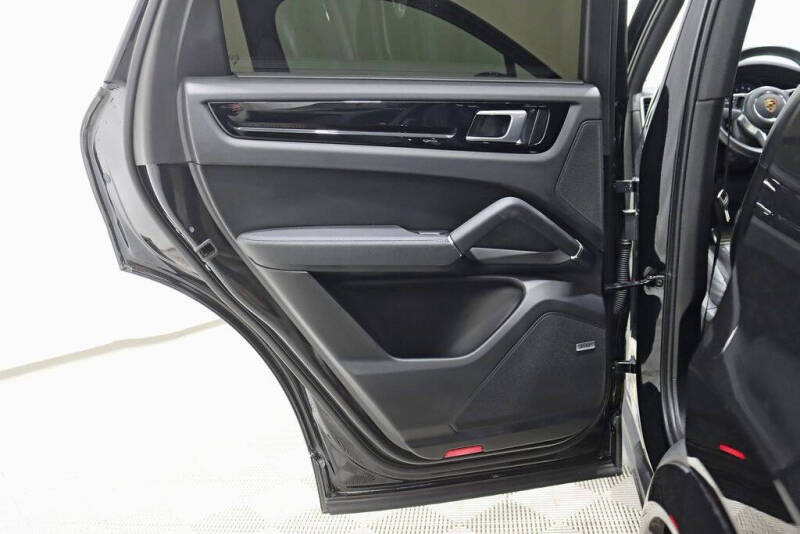 2022 Porsche Cayenne