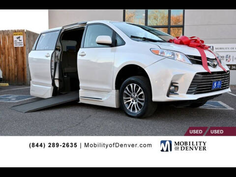 2019 Toyota Sienna for sale at CO Fleet & Mobility in Denver CO