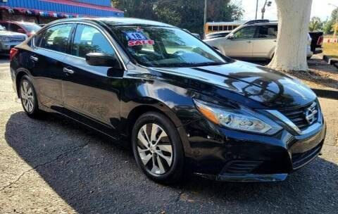 2018 Nissan Altima for sale at VIP Auto Center in Tallahassee FL