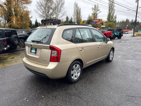 2008 Kia Rondo LX