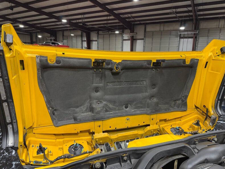 2003 HUMMER H2