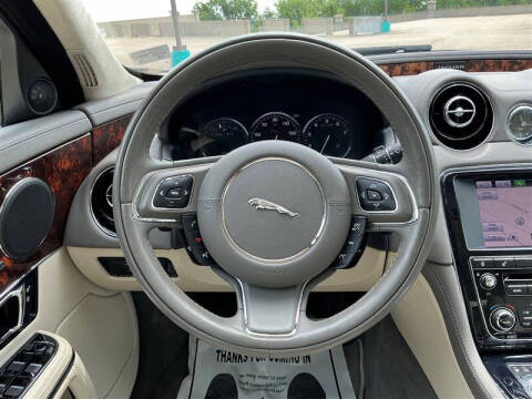2014 Jaguar XJ