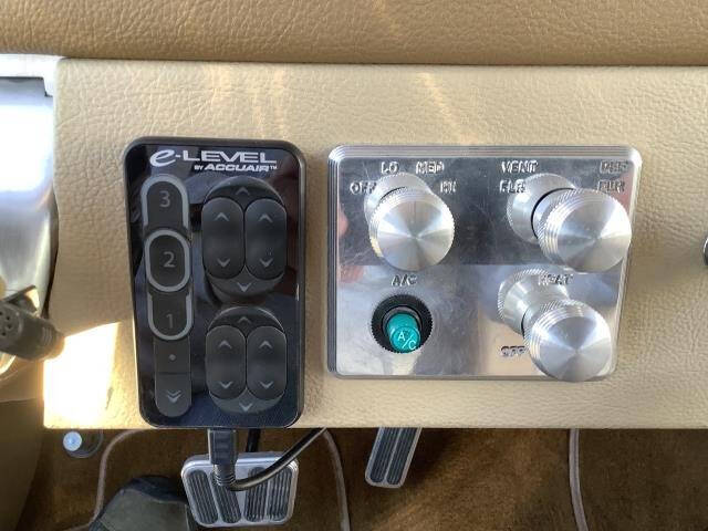 1937 Studebaker DICTATOR