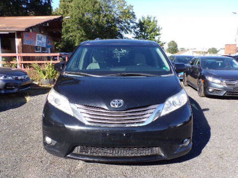 2015 Toyota Sienna