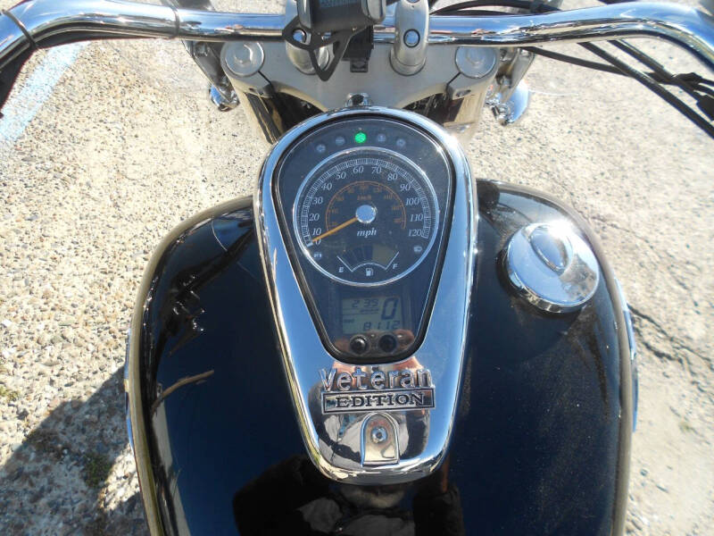 2009 Suzuki Boulevard