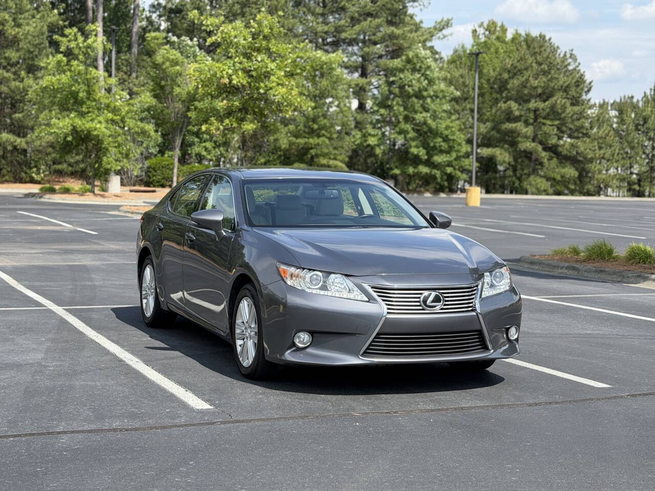 Gray 2015 Lexus ES 350 Base 4dr Sedan 1