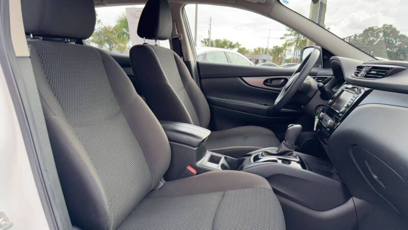 2022 Nissan Rogue Sport S