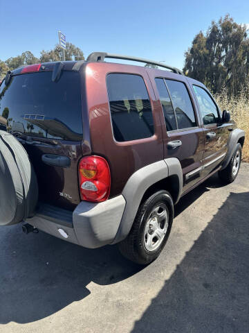 2004 Jeep Liberty Sport