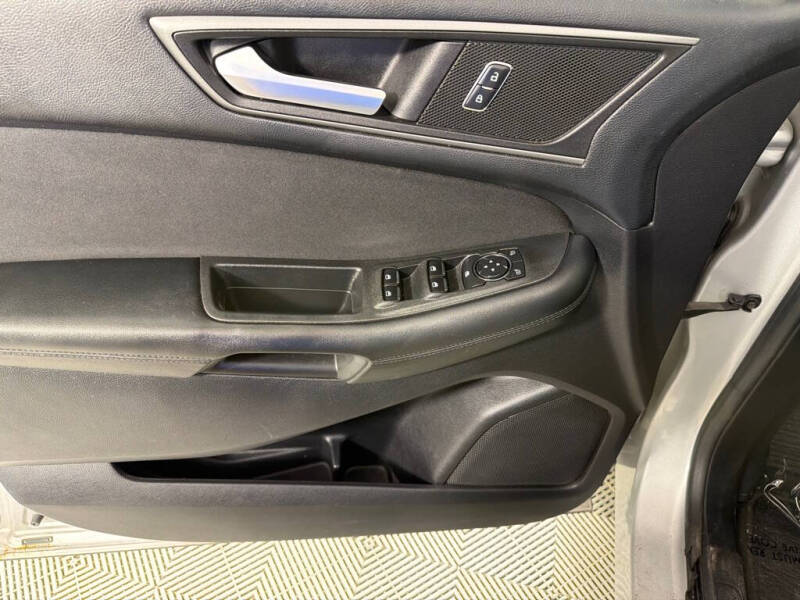 2015 Ford Edge SE