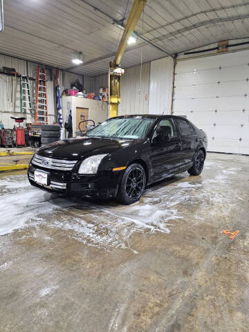 2008 Ford Fusion for sale at WESTSIDE GARAGE LLC in Keokuk IA