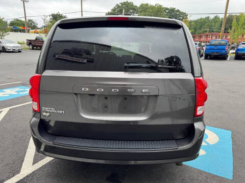 2017 Dodge Grand Caravan SE