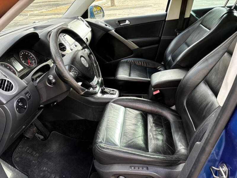 2010 Volkswagen Tiguan S 4Motion