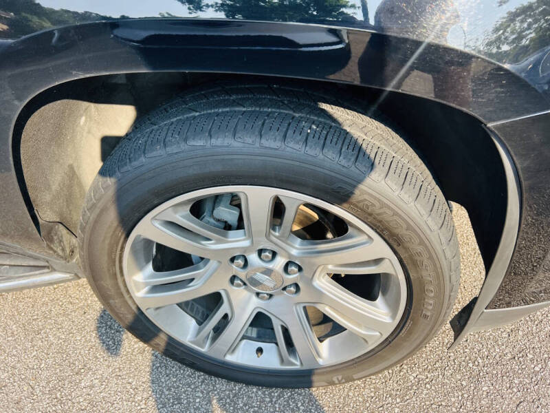 2018 Cadillac Escalade Luxury