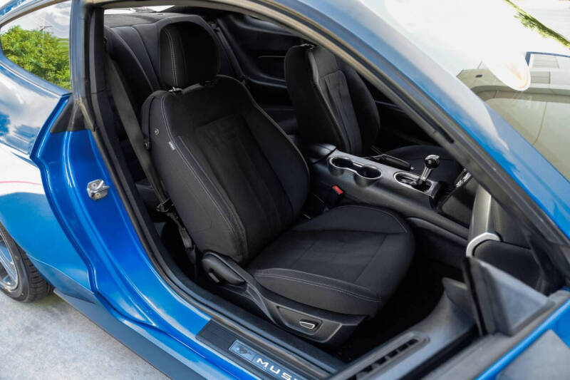 2019 Ford Mustang