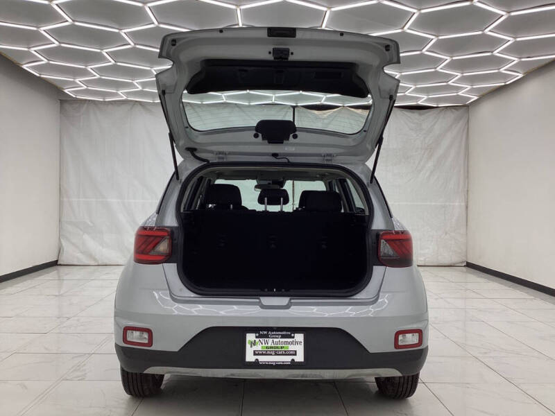 2020 Hyundai Venue SEL