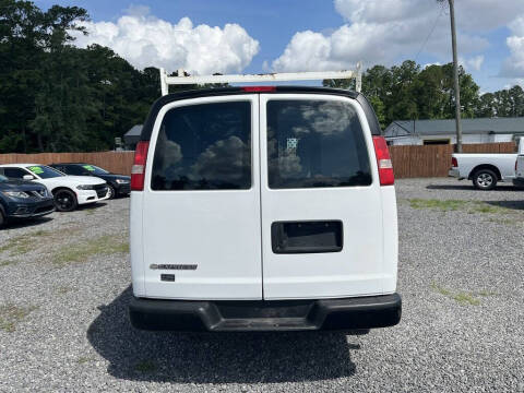 2017 Chevrolet Express 2500