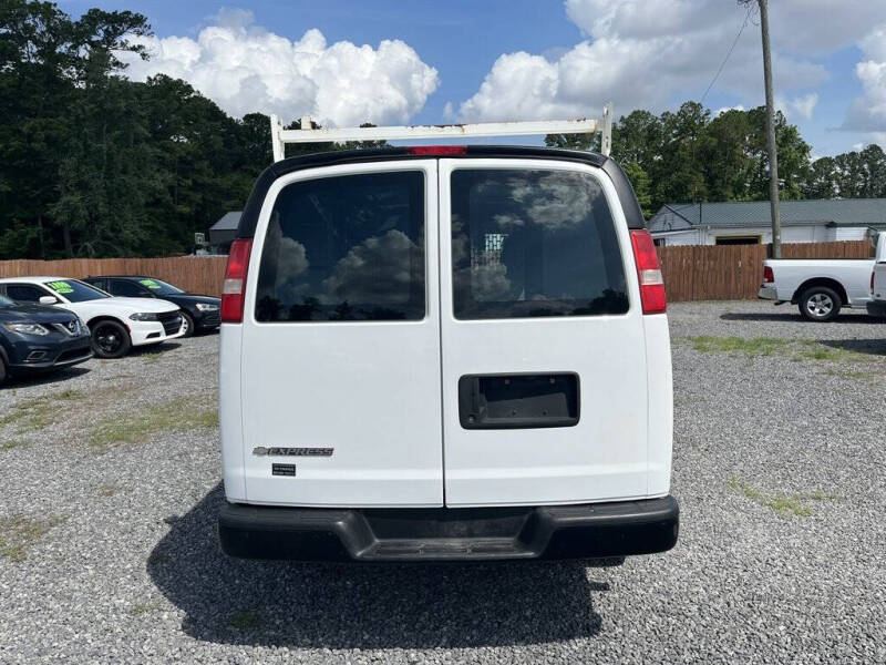 2017 Chevrolet Express 2500