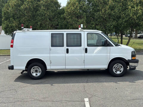 2018 GMC Savana 2500