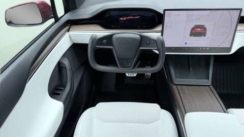 2023 Tesla Model X Standard Range