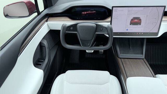 2023 Tesla Model X Standard Range