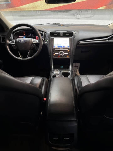 2020 Ford Fusion Titanium