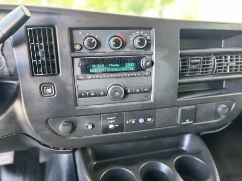 2023 GMC Savana 2500