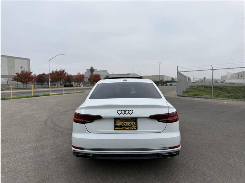 2019 Audi A4 Premium 40 TFSI