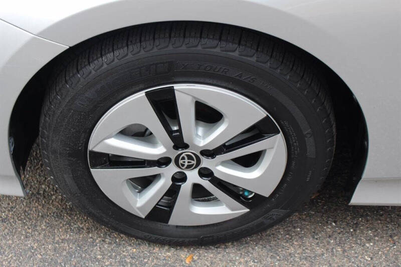 2017 Toyota Prius Three