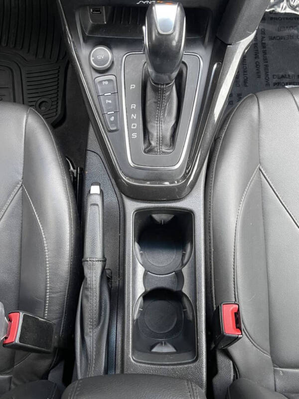 2015 Ford Focus Titanium