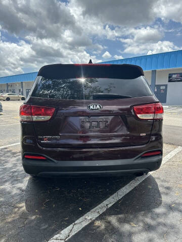 2016 Kia Sorento LX