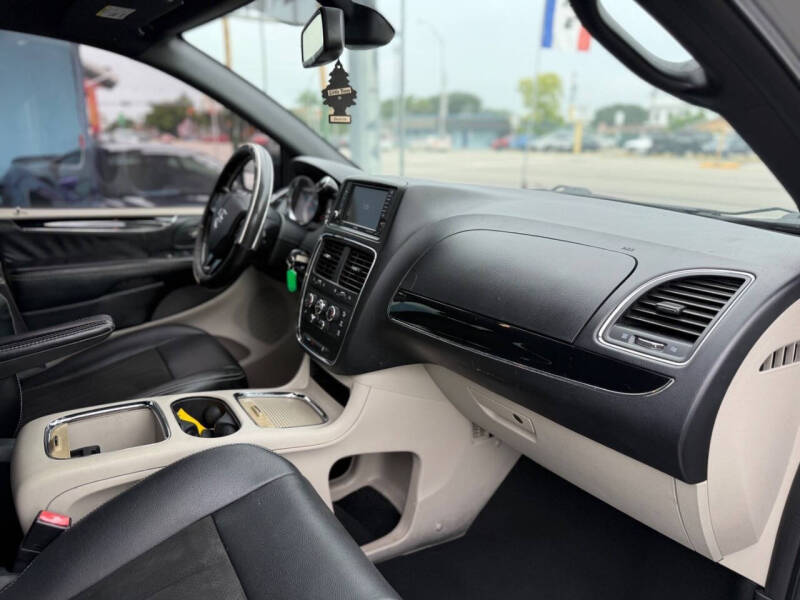 2020 Dodge Grand Caravan SXT
