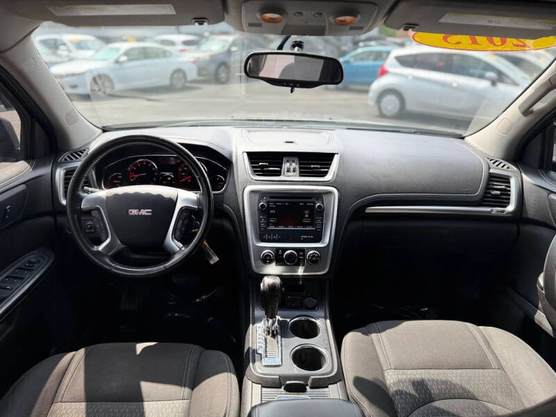 2015 GMC Acadia SLE-1
