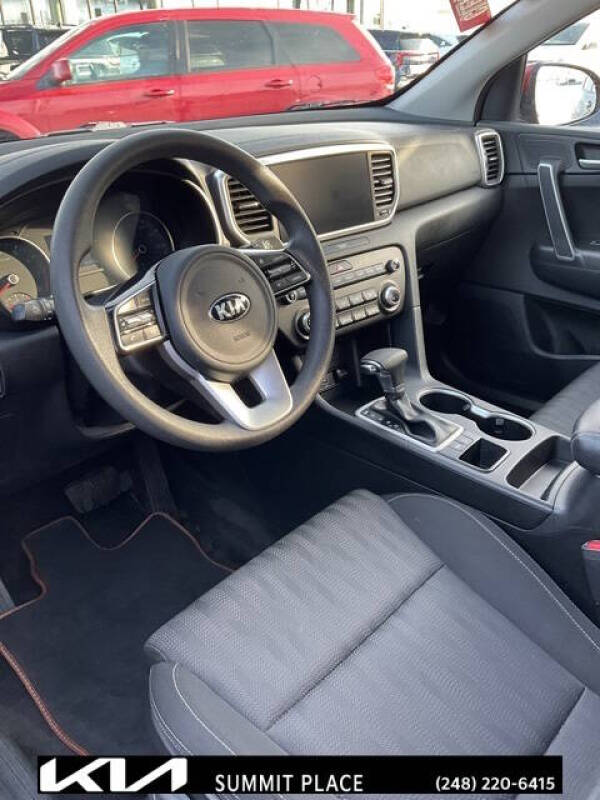 2022 Kia Sportage LX