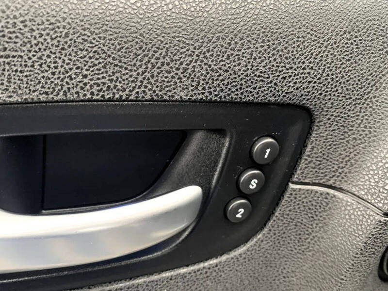 2012 Chrysler 300 SRT8