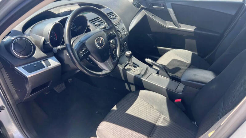 2013 Mazda MAZDA3 i Touring