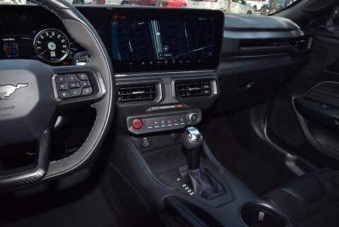 2025 Ford Mustang Dark Horse