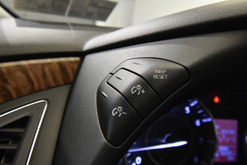 2018 Nissan Armada SV