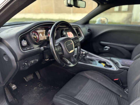 2016 Dodge Challenger SXT