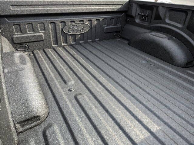 2023 Ford F-150 Lightning Platinum