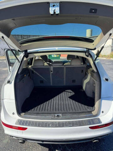 2011 Audi Q5 3.2 quattro Prestige