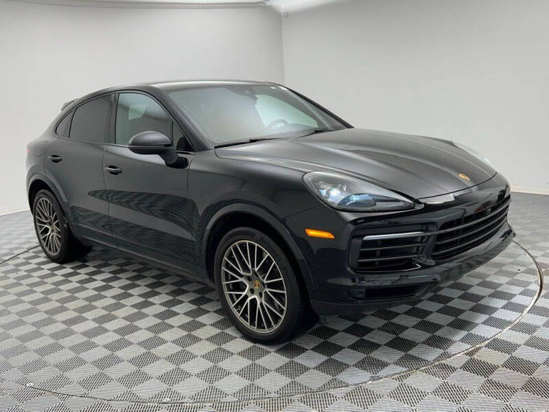 2023 Porsche Cayenne Coupe Platinum Edition