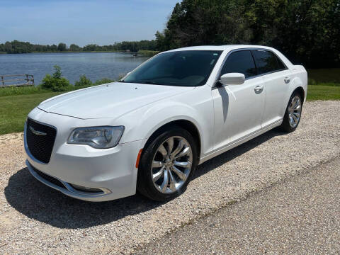 2016 Chrysler 300 for sale at BROTHERS AUTO SALES in Hampton IA