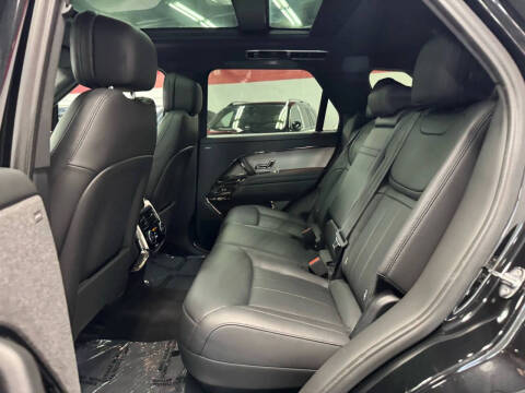 2024 Land Rover Range Rover Sport P360 SE