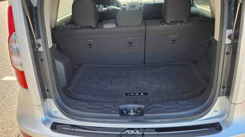 2012 Kia Soul +